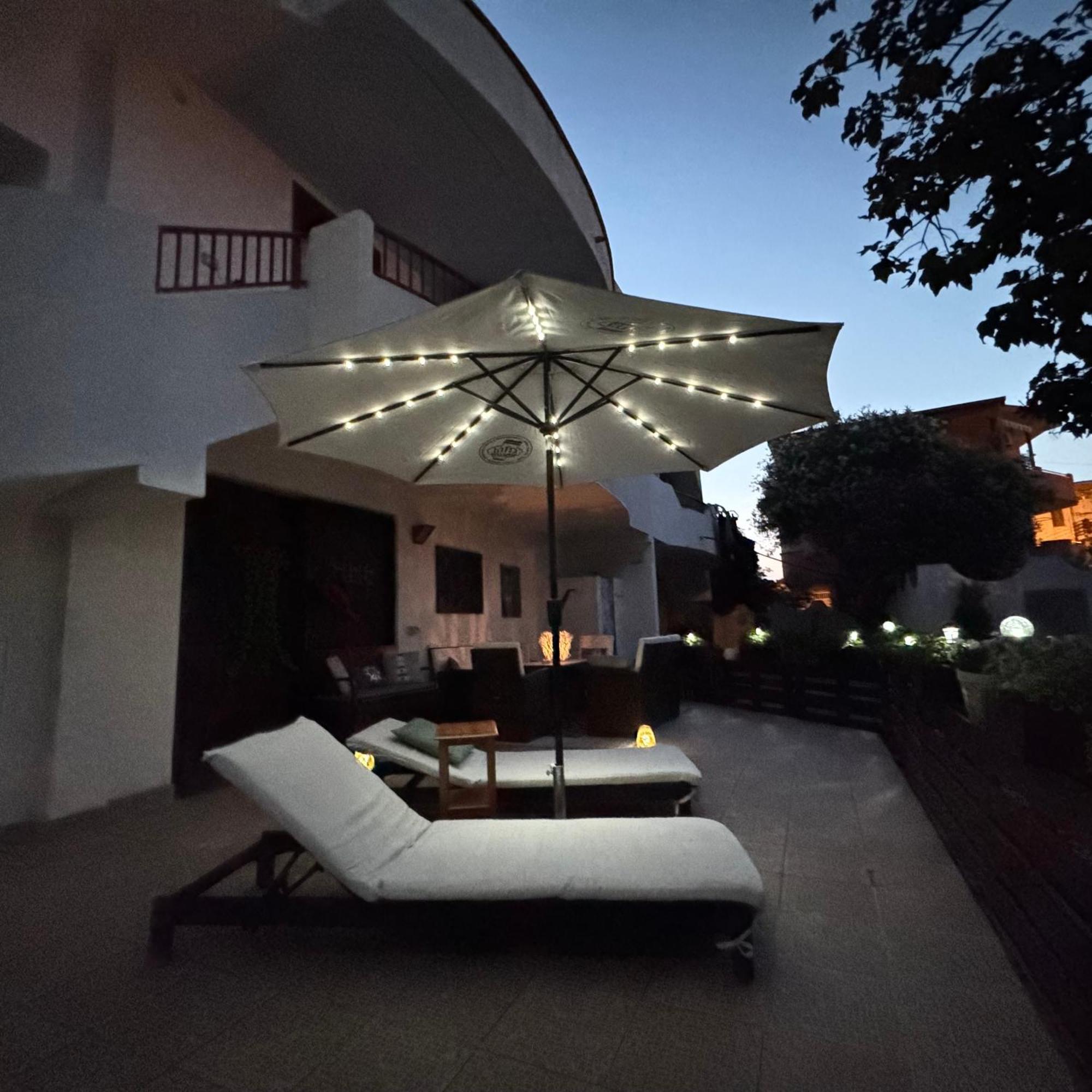 La Casa Di Wioletta Apartment Barcellona-Pozzo di Gotto Bagian luar foto